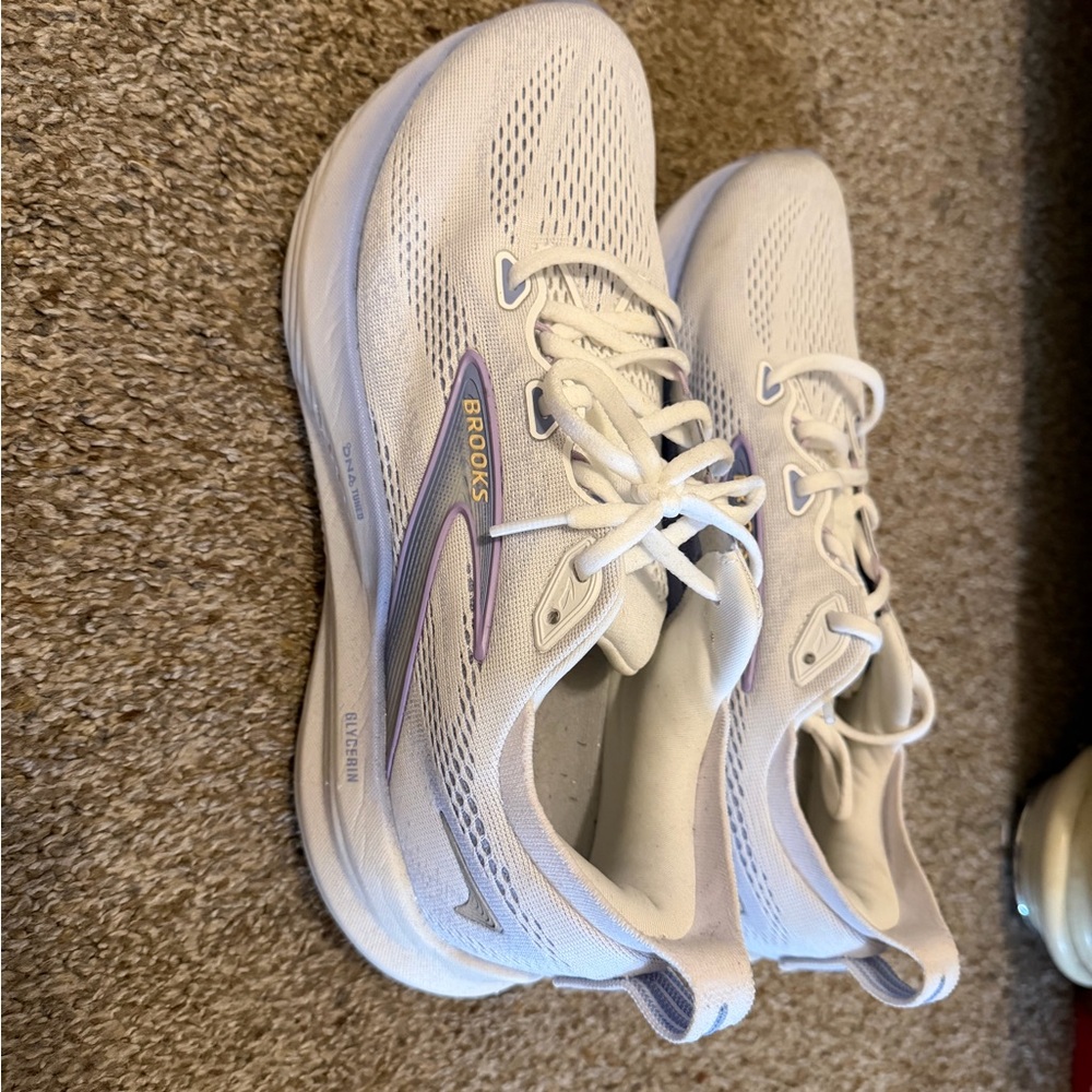 Brooks glycerin 22